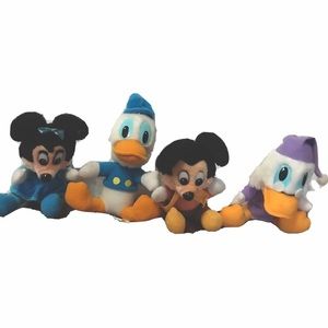 Mickey’s Christmas Carol Set 4 Disney Plush Dolls